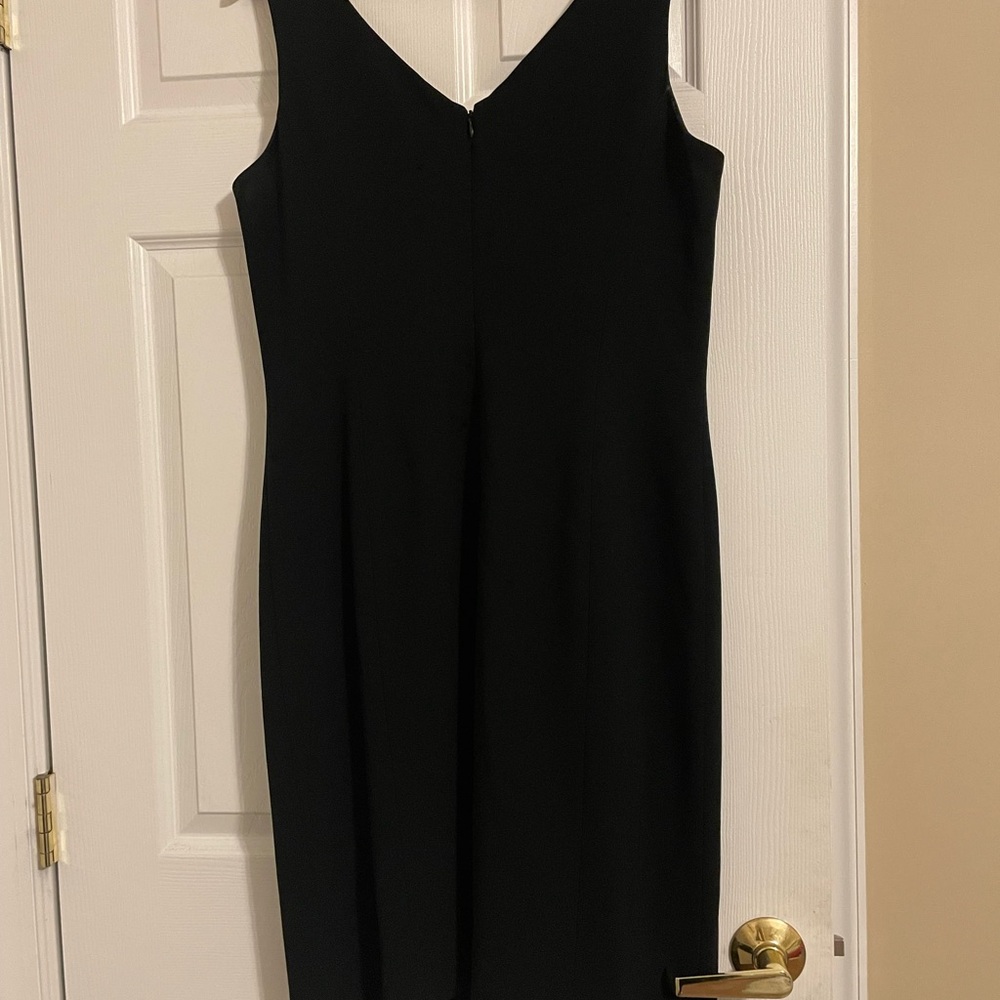 Elegant Black Sleeveless Dress